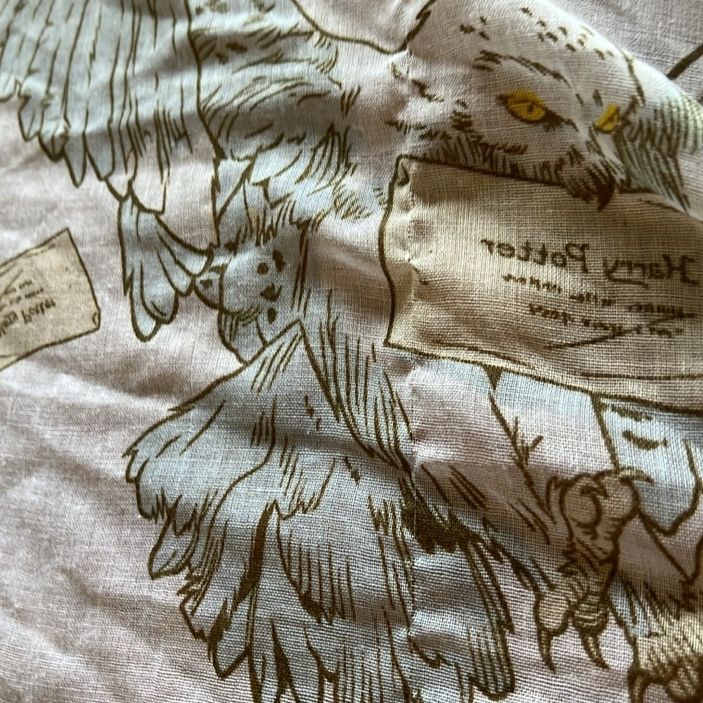 Harry Potter Hogwarts Owl Letter Scarf Hot Topic - Picture 3 of 7